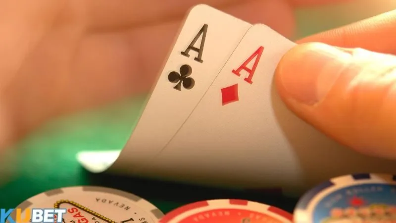 Luật chơi Poker Texas Hold’em theo cách dễ hiểu cho người mới